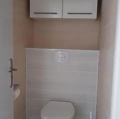 Maison Confit 펜션 그라메트