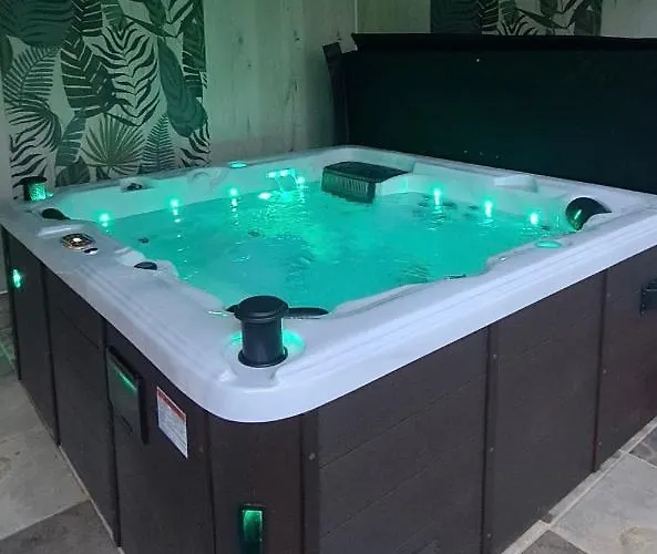 Maison Confit 펜션